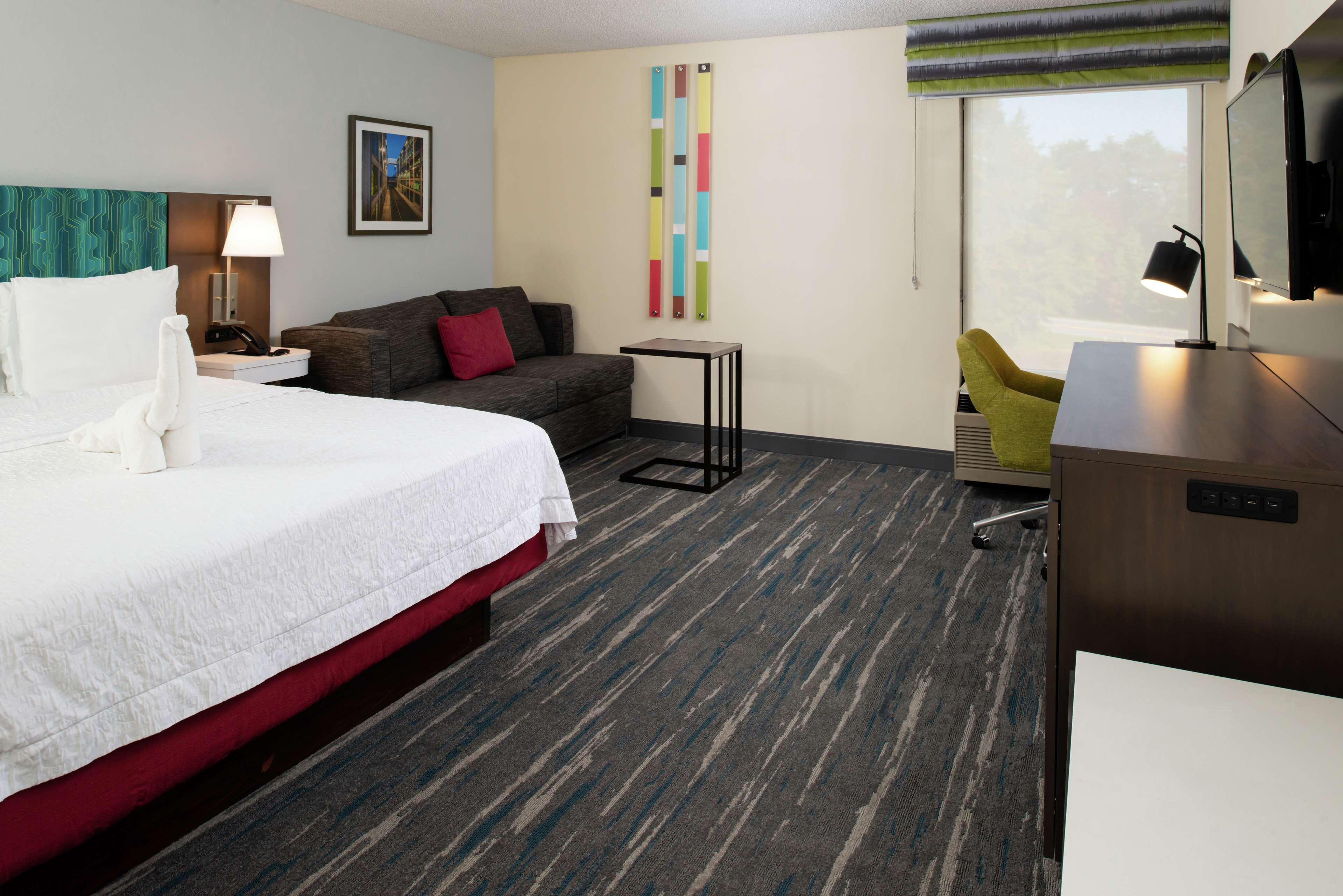 Hampton Inn Greensboro Airport Exterior foto