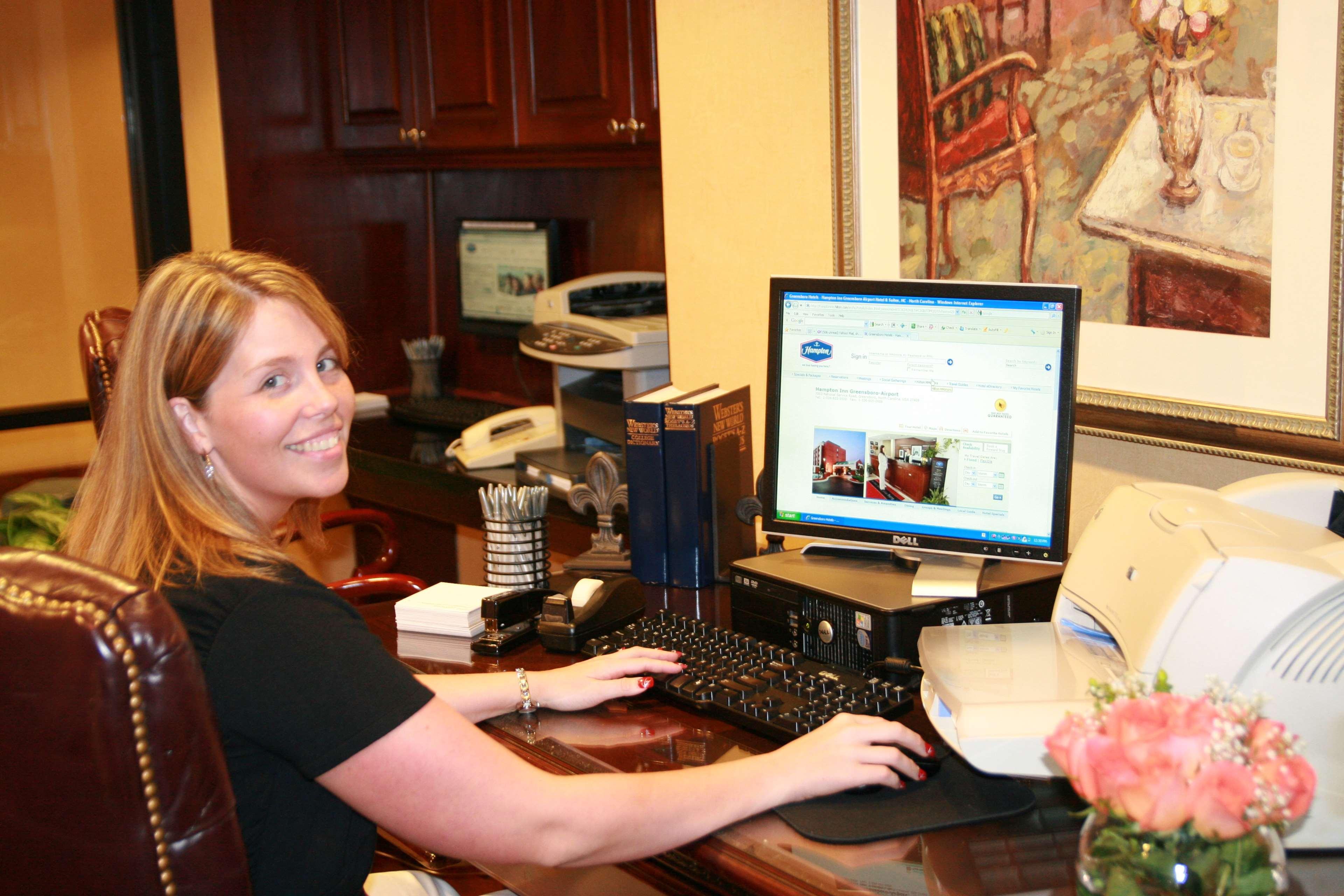 Hampton Inn Greensboro Airport Facilidades foto