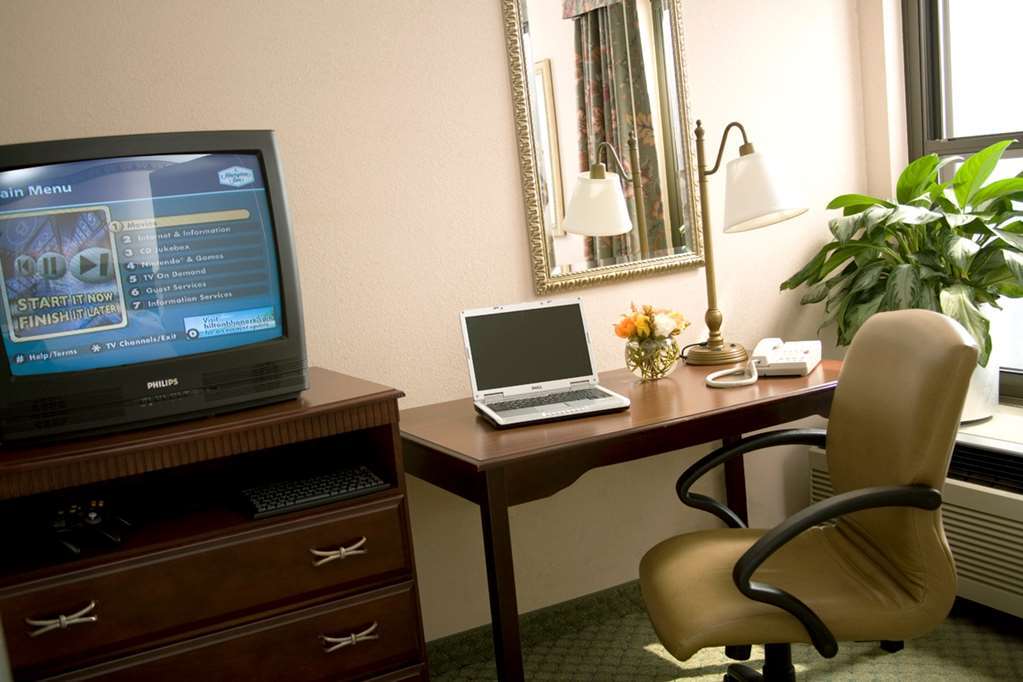Hampton Inn Greensboro Airport Quarto foto